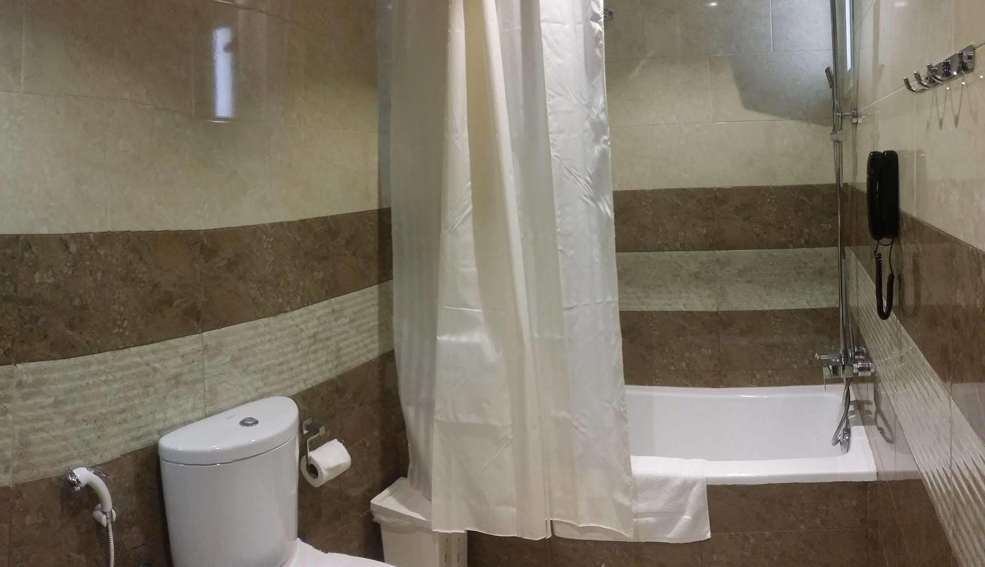 Remas - Al Khoudh, Seeb, Muscat Aparthotel Seeb